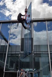 维修 幕墙打胶 清洗 更换玻璃 高空作业 蜘蛛人 保险 拆卸 安装