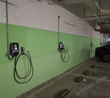 小区广场地下室用7000W32A立柱壁挂汽车交流充电桩